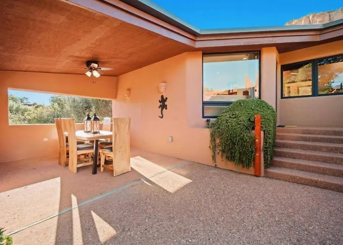 Holiday home Chapel Vortex Red Rocks Hot Tub Gardens