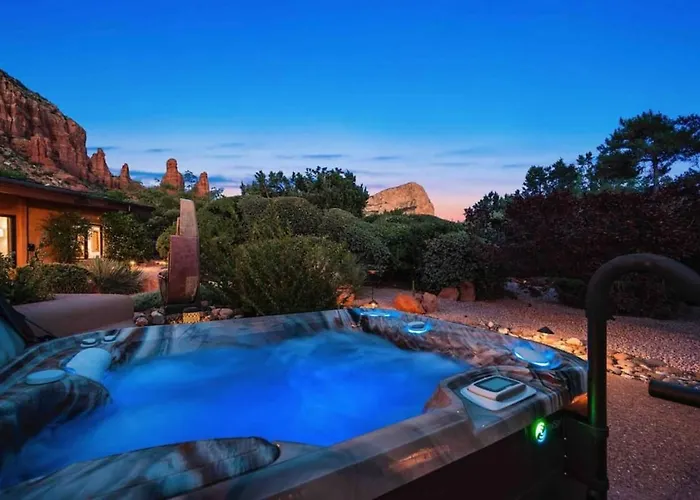 Holiday home Chapel Vortex Red Rocks Hot Tub Gardens